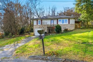124 Crest Lane, Clinton, TN 37716