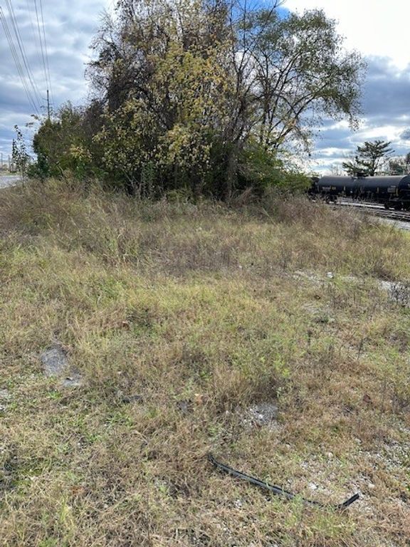 0 Swinging Bridge Rd, Old Hickory, TN 37138