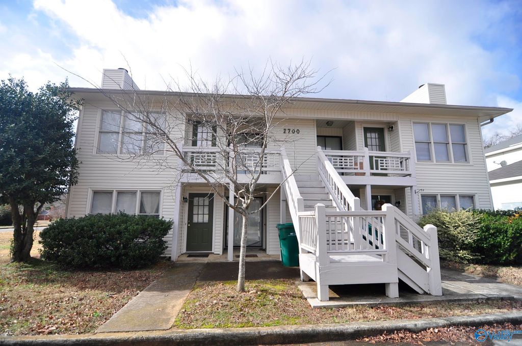 2701 Lantern Walk B, Huntsville, AL 35803