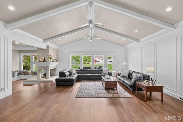 216 Whiting Lane, Clarkson Valley, MO 63005