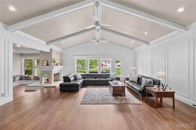 216 Whiting Lane, Clarkson Valley, MO 63005