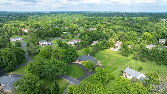 216 Whiting Lane, Clarkson Valley, MO 63005