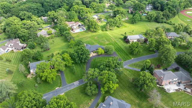 216 Whiting Lane, Clarkson Valley, MO 63005