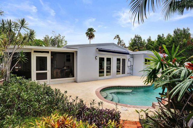 908 NE 16th Place, Fort Lauderdale, FL 33305