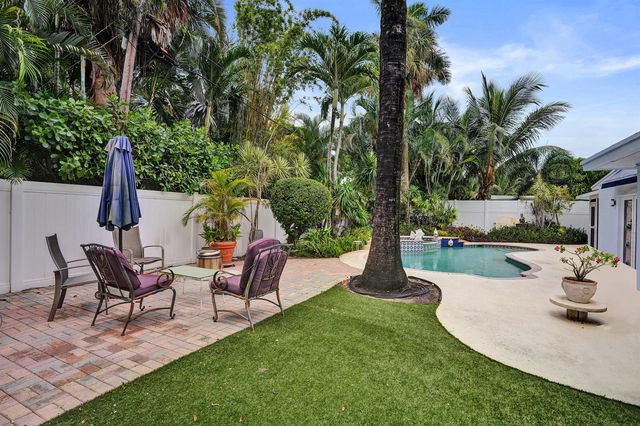 908 NE 16th Place, Fort Lauderdale, FL 33305