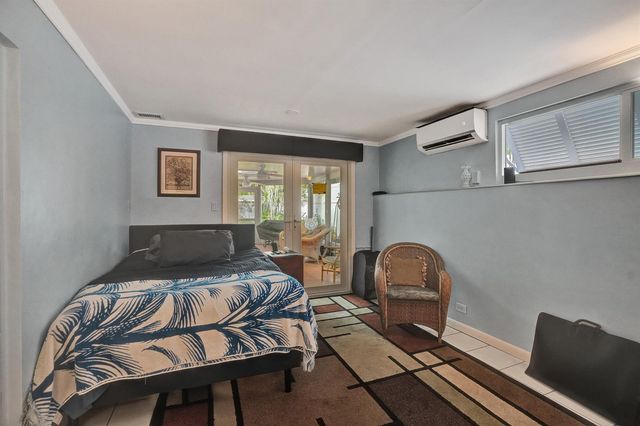 908 NE 16th Place, Fort Lauderdale, FL 33305