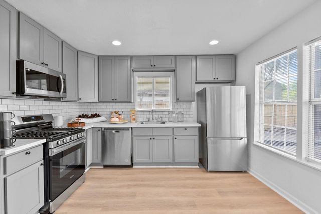 5530 Malmedy Road, Houston, TX 77033