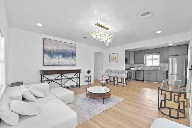 5530 Malmedy Road, Houston, TX 77033