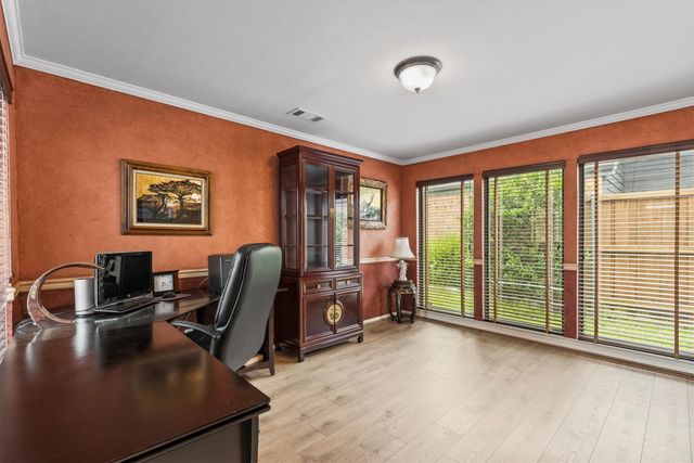 16833 Davenport Court, Dallas, TX 75248