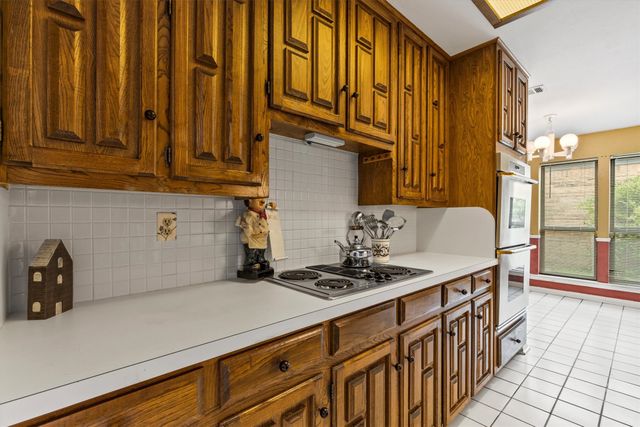 16833 Davenport Court, Dallas, TX 75248