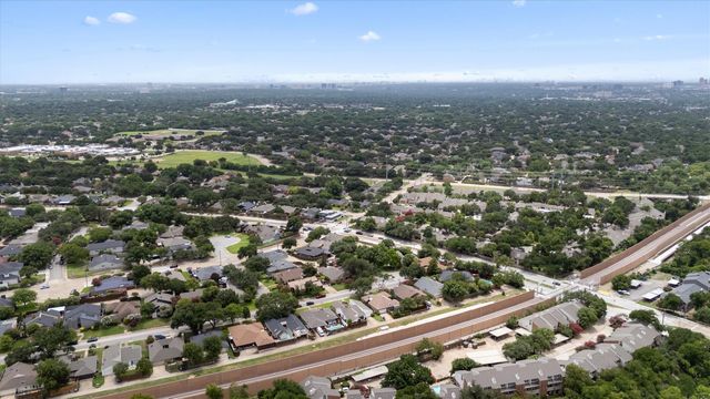 16833 Davenport Court, Dallas, TX 75248