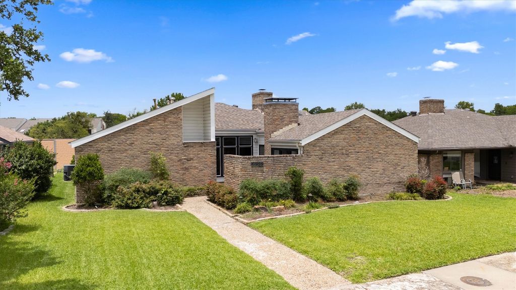 16833 Davenport Court, Dallas, TX 75248