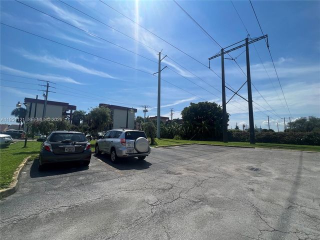 5420 W 21st Ct 412, Hialeah, FL 33016