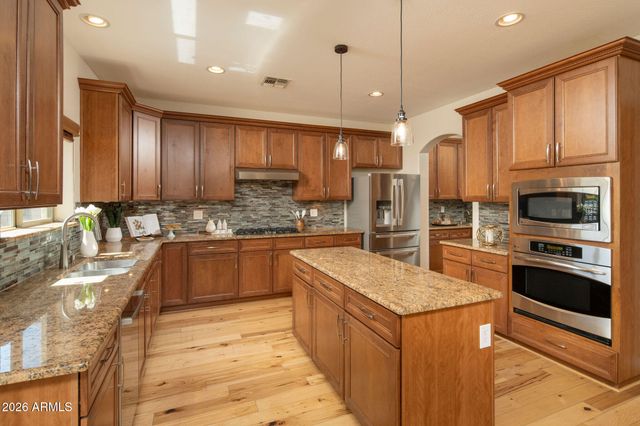 23023 N 43RD Place, Phoenix, AZ 85050