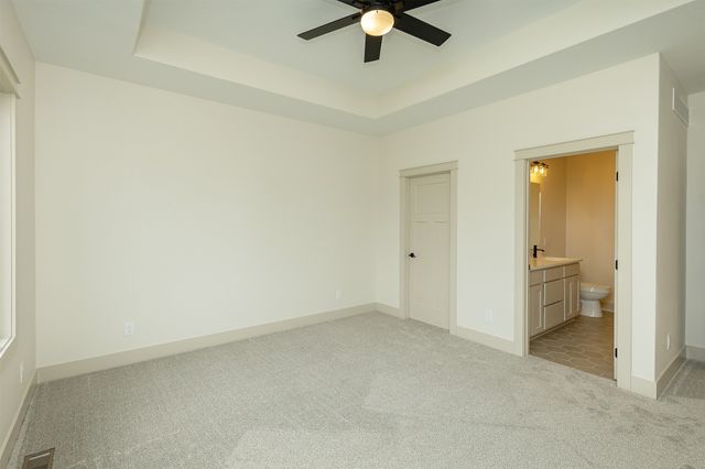 6641 River Bend Drive, Johnston, IA 50131