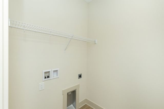 6641 River Bend Drive, Johnston, IA 50131