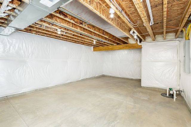 6641 River Bend Drive, Johnston, IA 50131