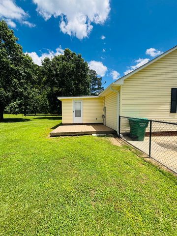 112 N Palma Ct, Gaffney, SC 29341