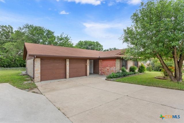 1906 Willowbend Drive, Killeen, TX 76543