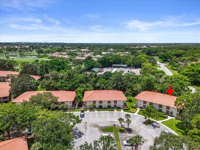 221 Brackenwood Terrace, Palm Beach Gardens, FL 33418