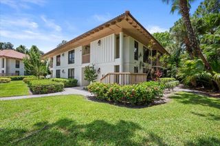 221 Brackenwood Terrace, Palm Beach Gardens, FL 33418