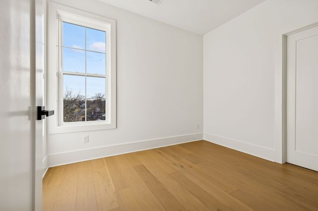 904 Douglas Ave, Nashville, TN 37206