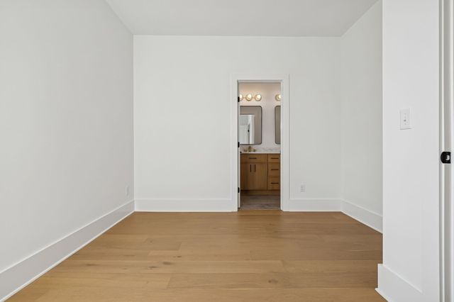 904 Douglas Ave, Nashville, TN 37206