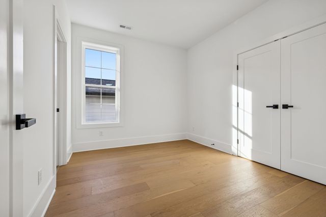 904 Douglas Ave, Nashville, TN 37206