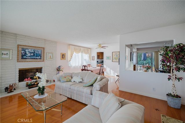 4296 Avenida Amelgado, Thousand Oaks, CA 91360