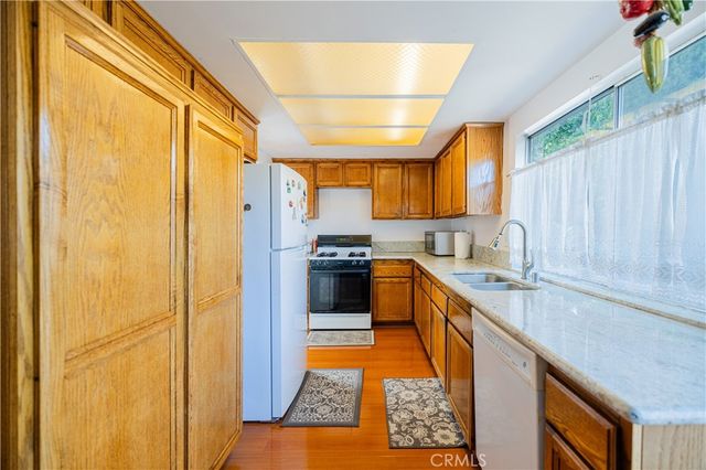 4296 Avenida Amelgado, Thousand Oaks, CA 91360