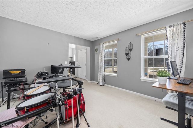 27226 S Emerald Oval, Olmsted Twp, OH 44138