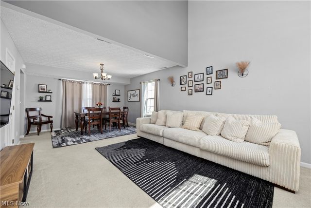 27226 S Emerald Oval, Olmsted Twp, OH 44138