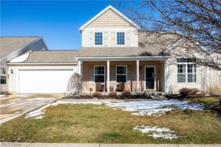 27226 S Emerald Oval, Olmsted Twp, OH 44138