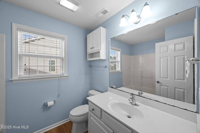 103 Kenmore Court, New Bern, NC 28560