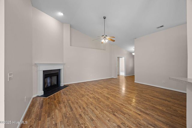 103 Kenmore Court, New Bern, NC 28560