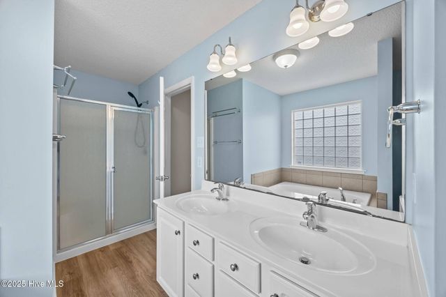 103 Kenmore Court, New Bern, NC 28560