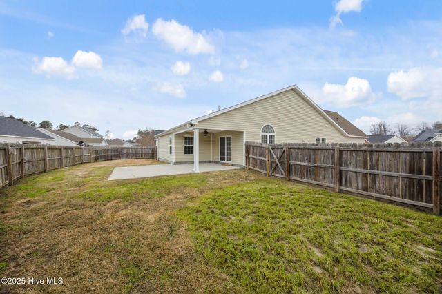 103 Kenmore Court, New Bern, NC 28560