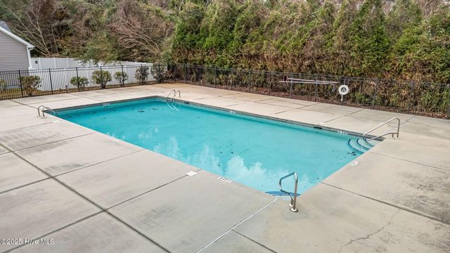 103 Kenmore Court, New Bern, NC 28560