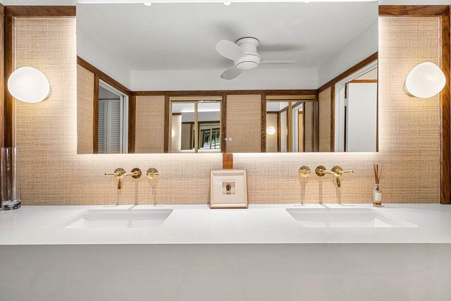 13921 Royal Palm Court B, Delray Beach, FL 33484