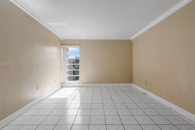 4713 NW 7th St 404-1, Miami, FL 33126
