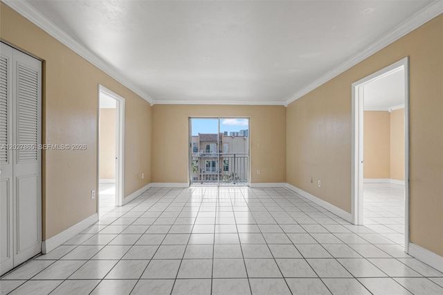 4713 NW 7th St 404-1, Miami, FL 33126