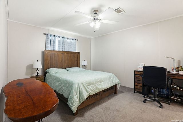 126 COUNTY ROAD 157, Floresville, TX 78114