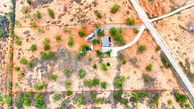 126 COUNTY ROAD 157, Floresville, TX 78114