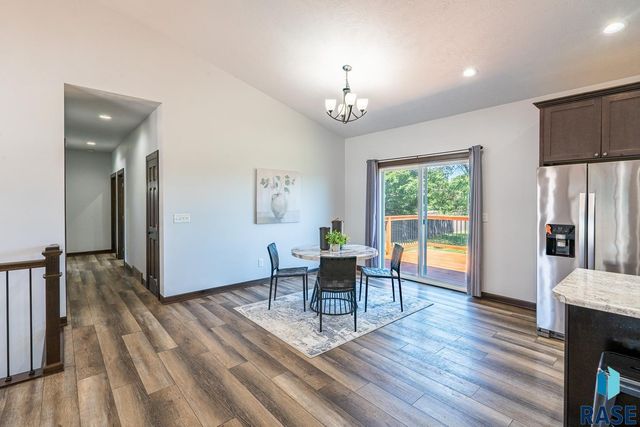 220 N Elm St Street, Lennox, SD 57039