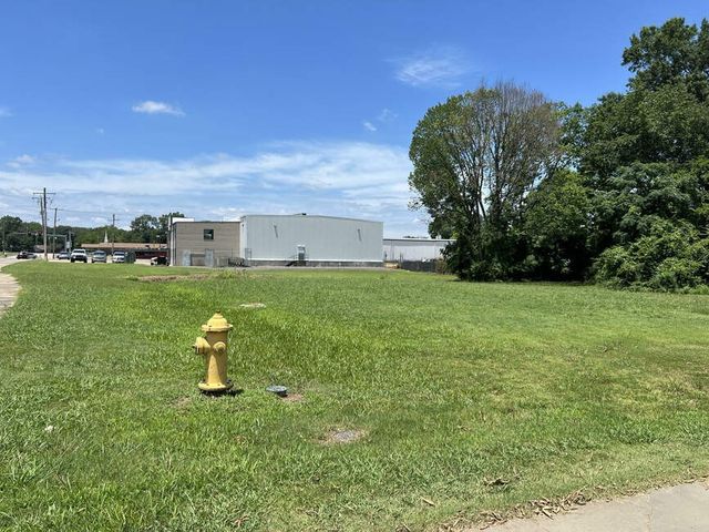 203 E 16th Street, Russellville, AR 72801