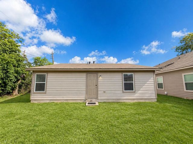 302 Connecticut Street, Houston, TX 77029