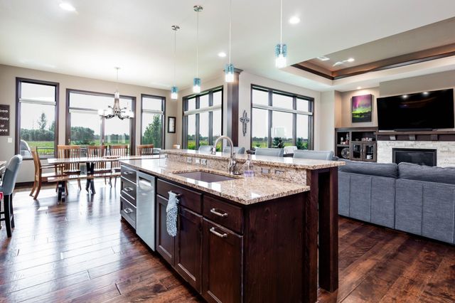 319 50th Place W, West Fargo, ND 58078