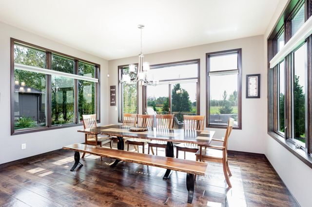 319 50th Place W, West Fargo, ND 58078