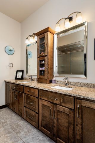 319 50th Place W, West Fargo, ND 58078