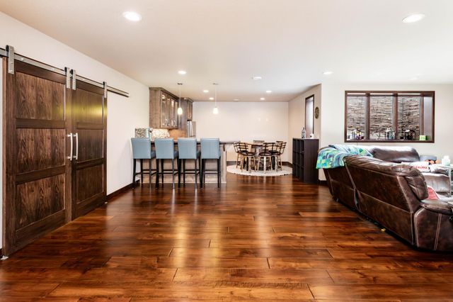 319 50th Place W, West Fargo, ND 58078